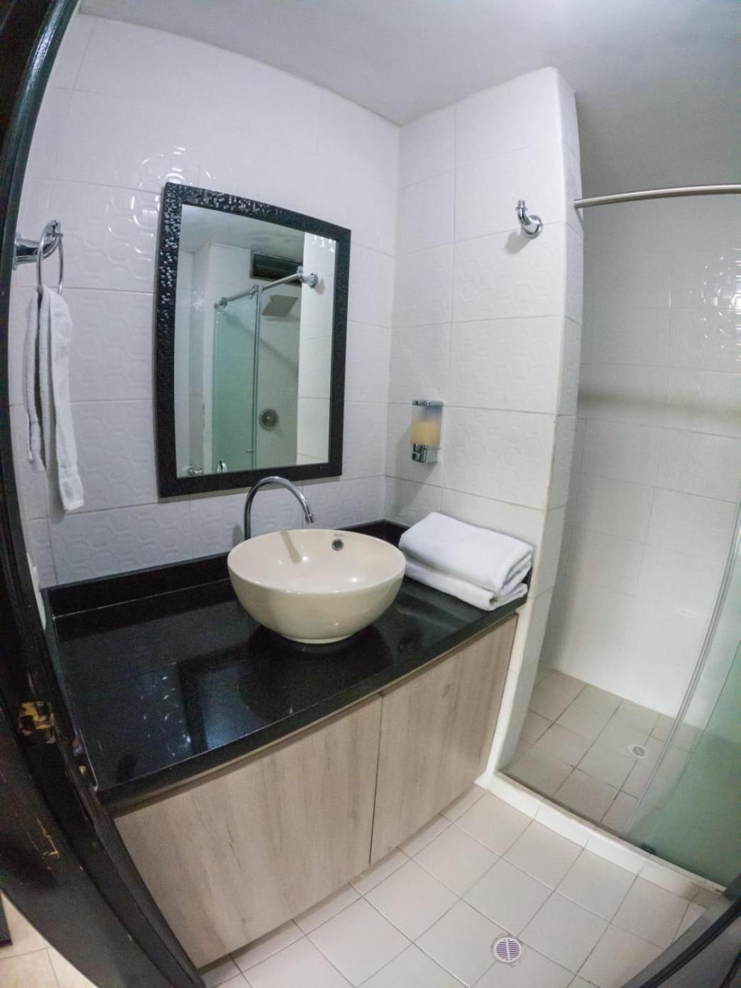 Santorini Apartamentos Amoblados 佩雷拉 外观 照片