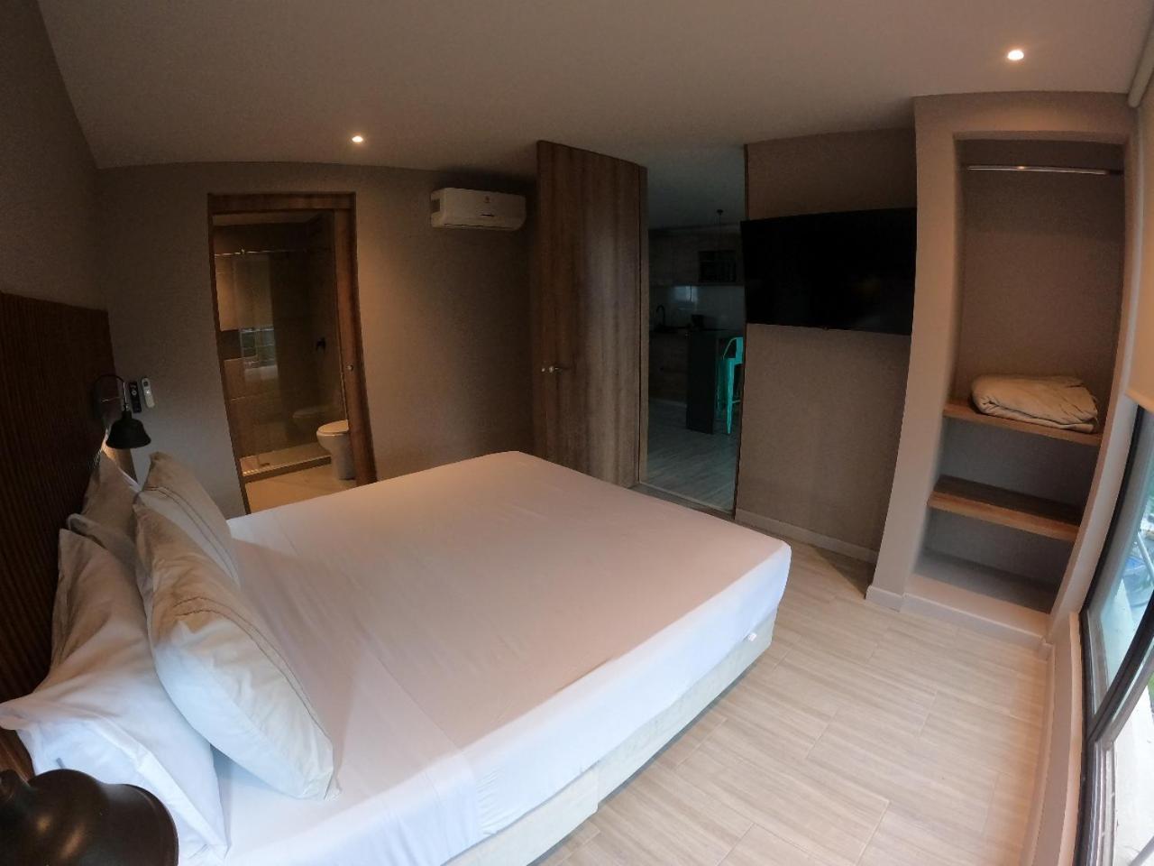 Santorini Apartamentos Amoblados 佩雷拉 外观 照片
