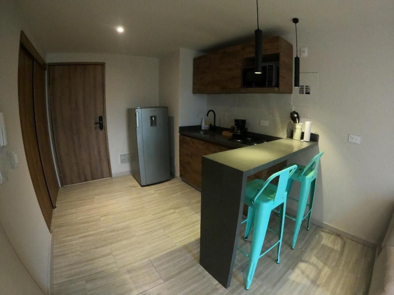 Santorini Apartamentos Amoblados 佩雷拉 外观 照片