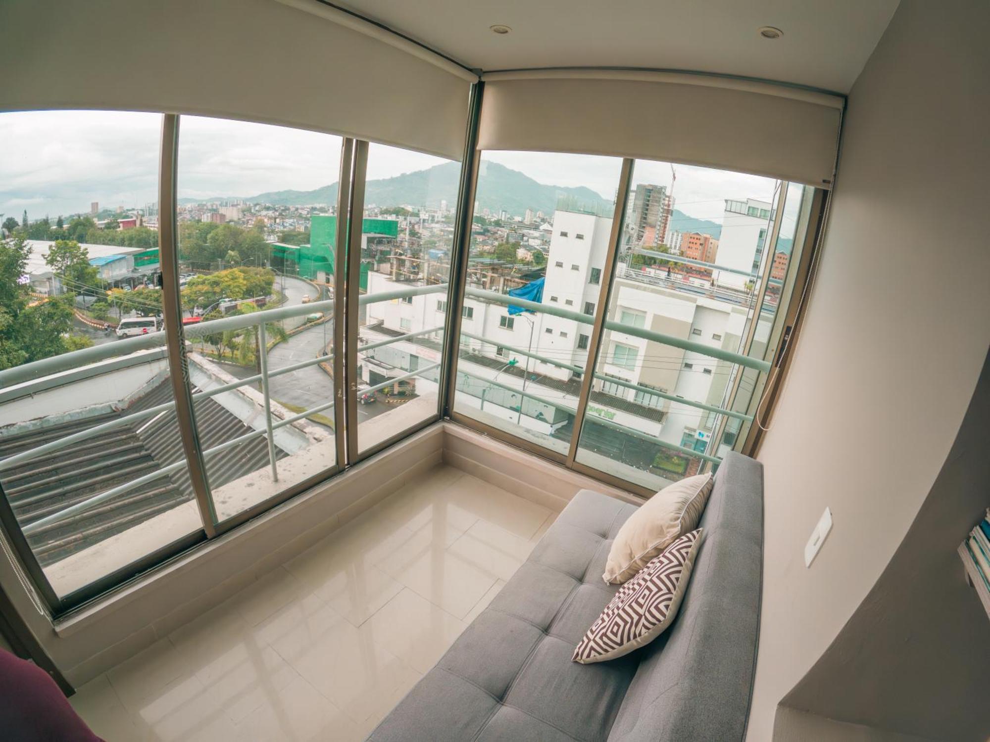 Santorini Apartamentos Amoblados 佩雷拉 外观 照片