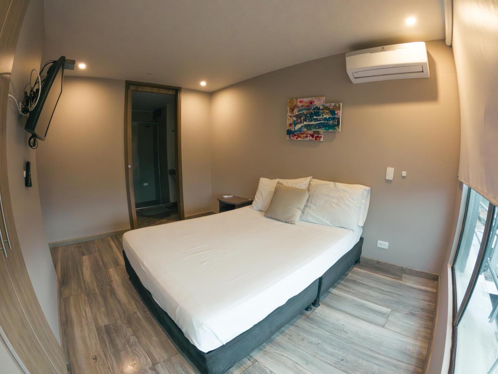 Santorini Apartamentos Amoblados 佩雷拉 外观 照片